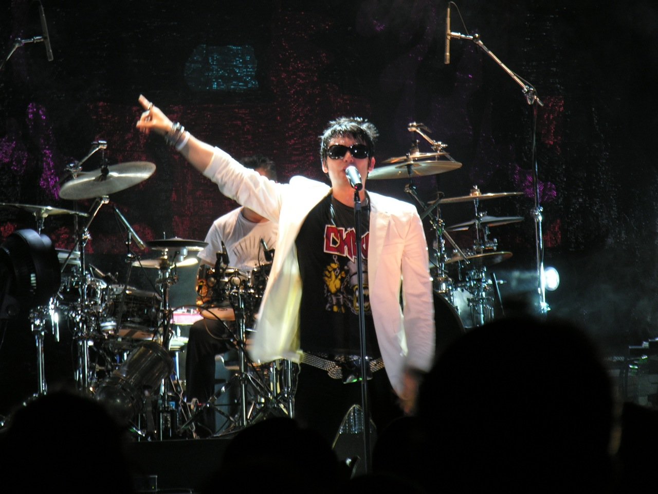 Beto Cuevas en concierto