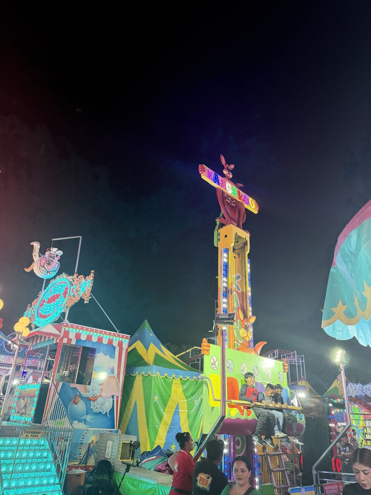 Juego Kangaroo en la feria de las Fiestas de Octubre