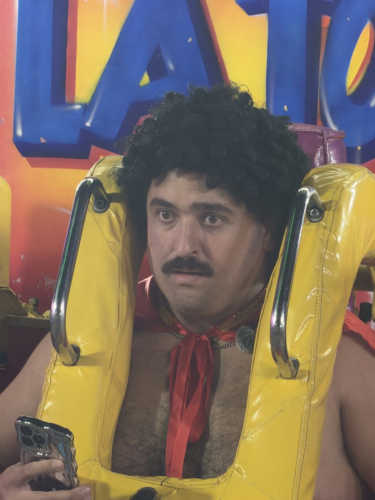 Visitante a punto de iniciar un juego extremo
